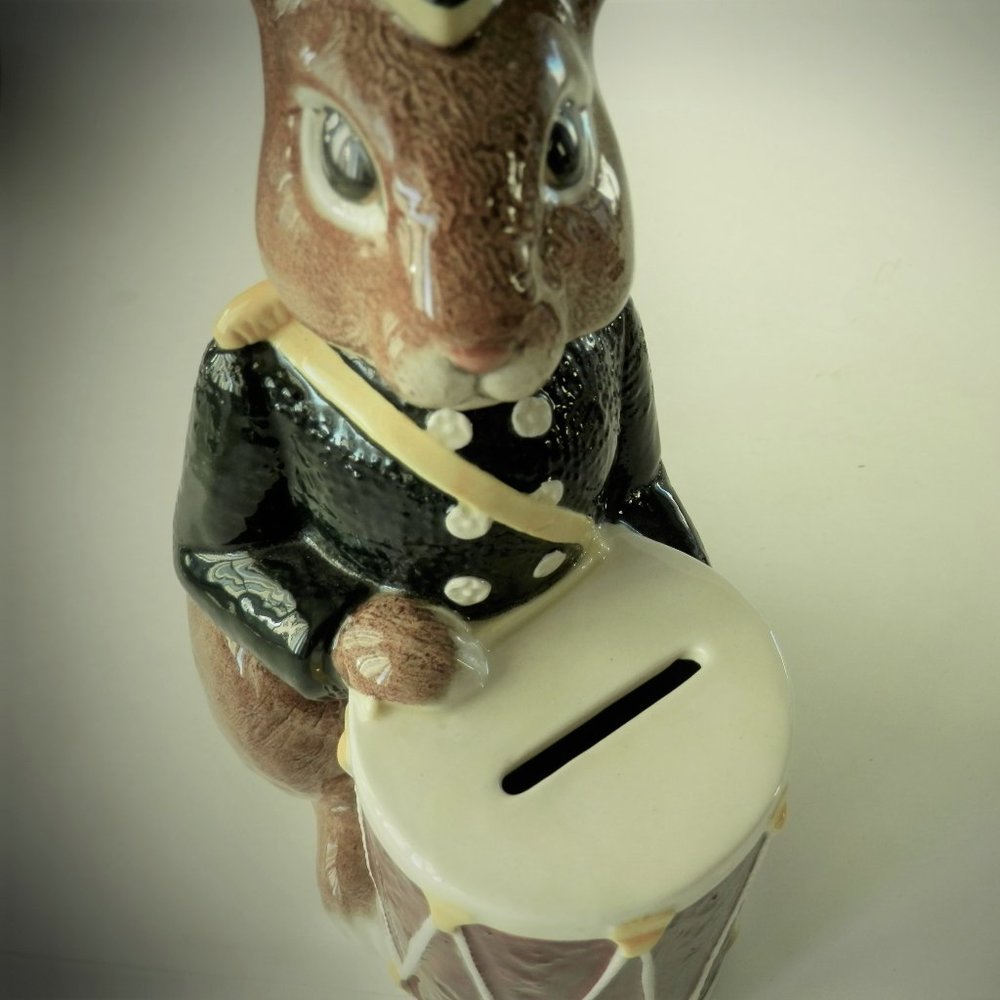 RARE FIRST EDITION ROYAL DOULTON 1967 BUNNY BANK GREAT FOR EASTER - Picture 6 of 8